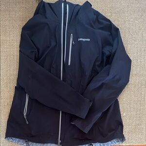 Patagonia H20 Torrentshel Black Jacket with Hood